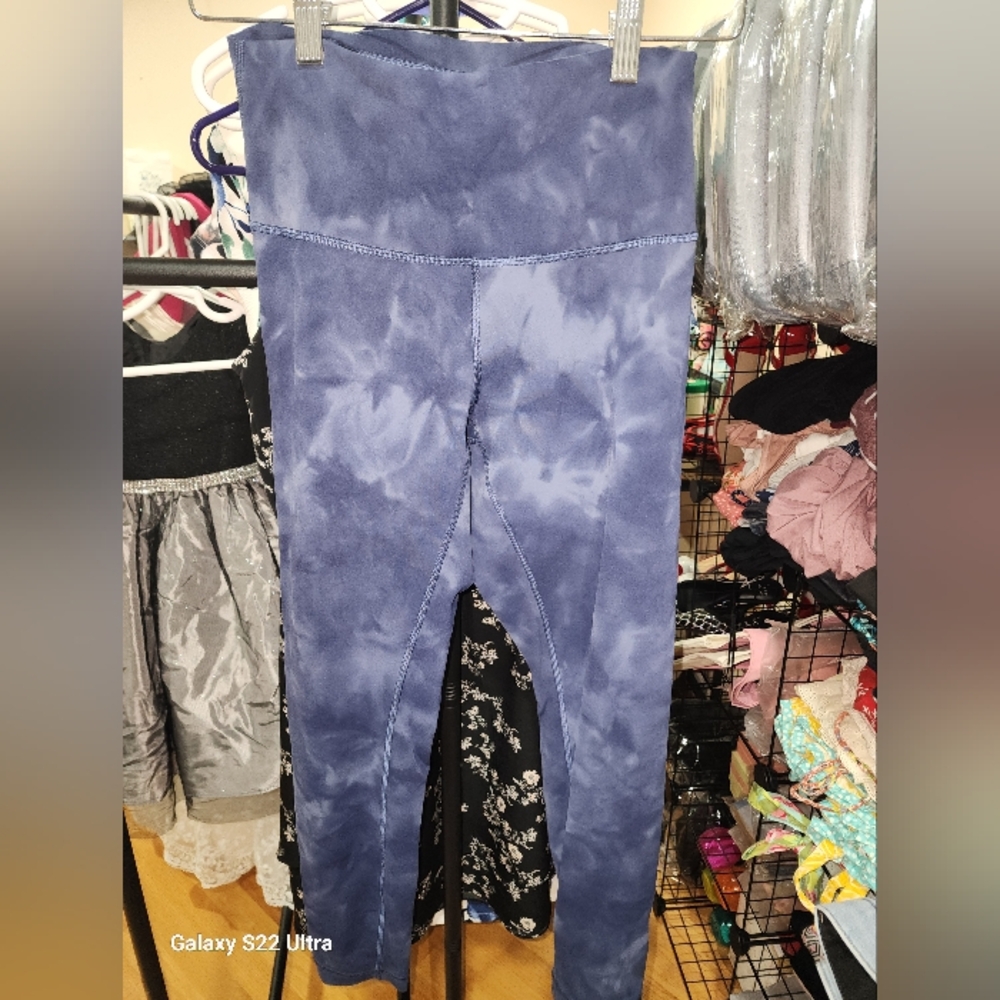 Lululemon Navy Tie-Dye Leggings